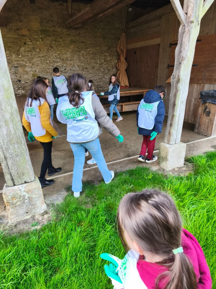 d9292550-8b01-4b2e-a05a-c568b1b5a3a2