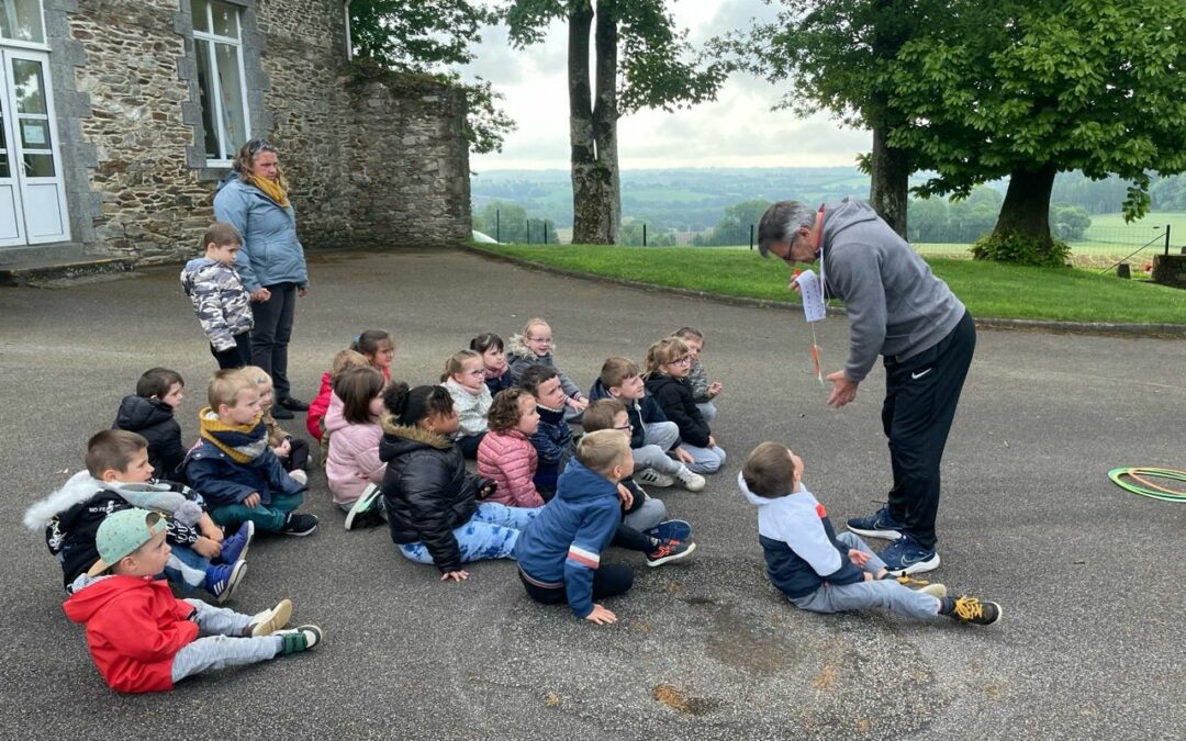 De la course d’orientation pour les plus jeunes