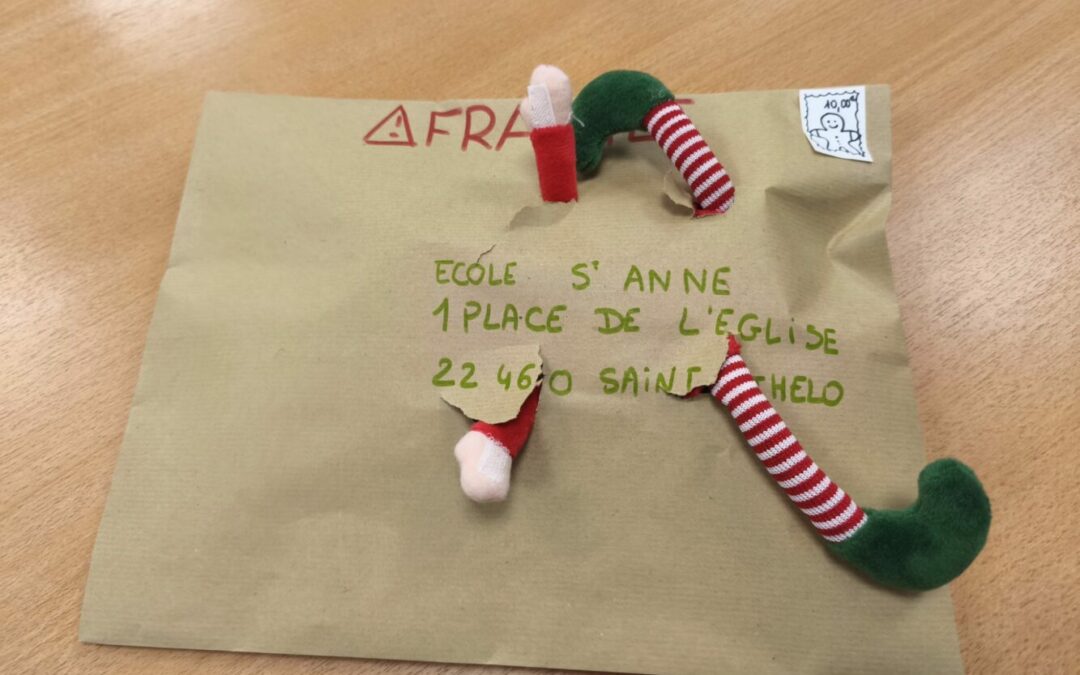 L’arrivée du lutin farceur chez les CE-CM🎁✨